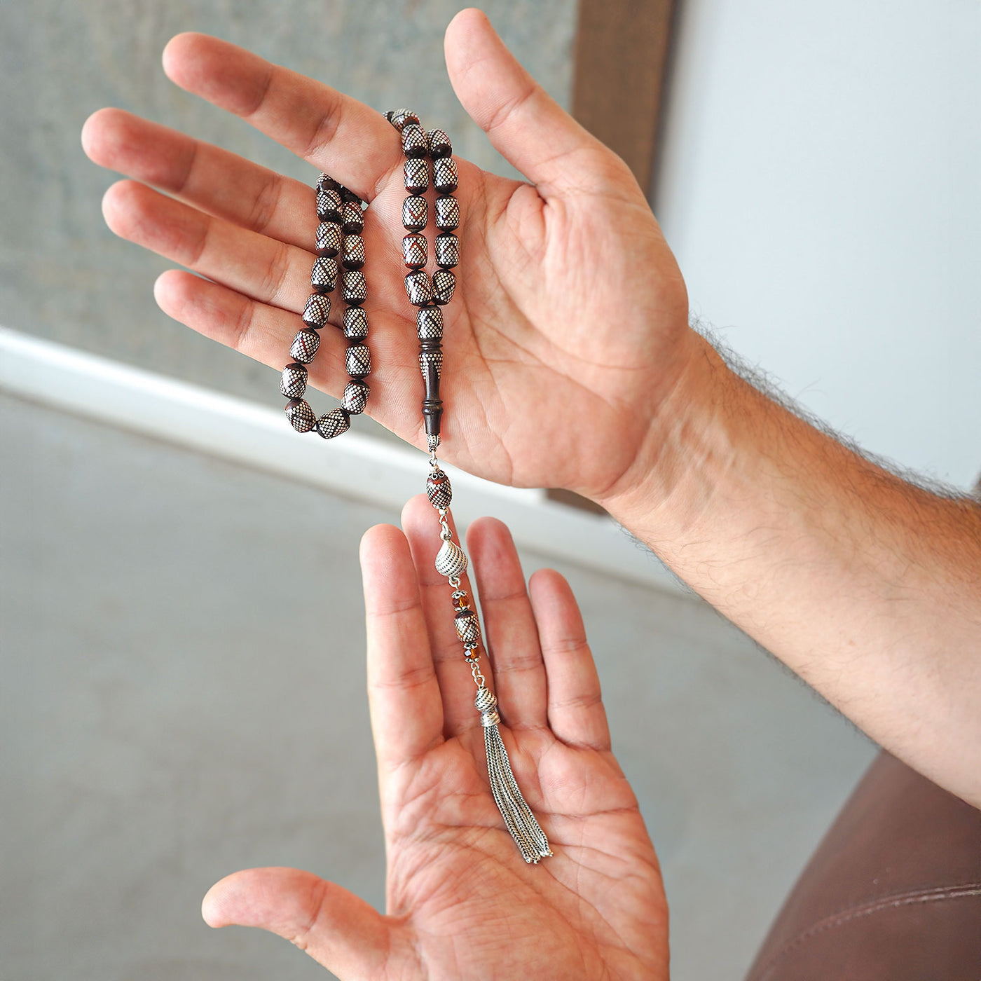 İnce İşçilikli Özel Gümüş İşlemeli Kuka Tesbih - WATD088