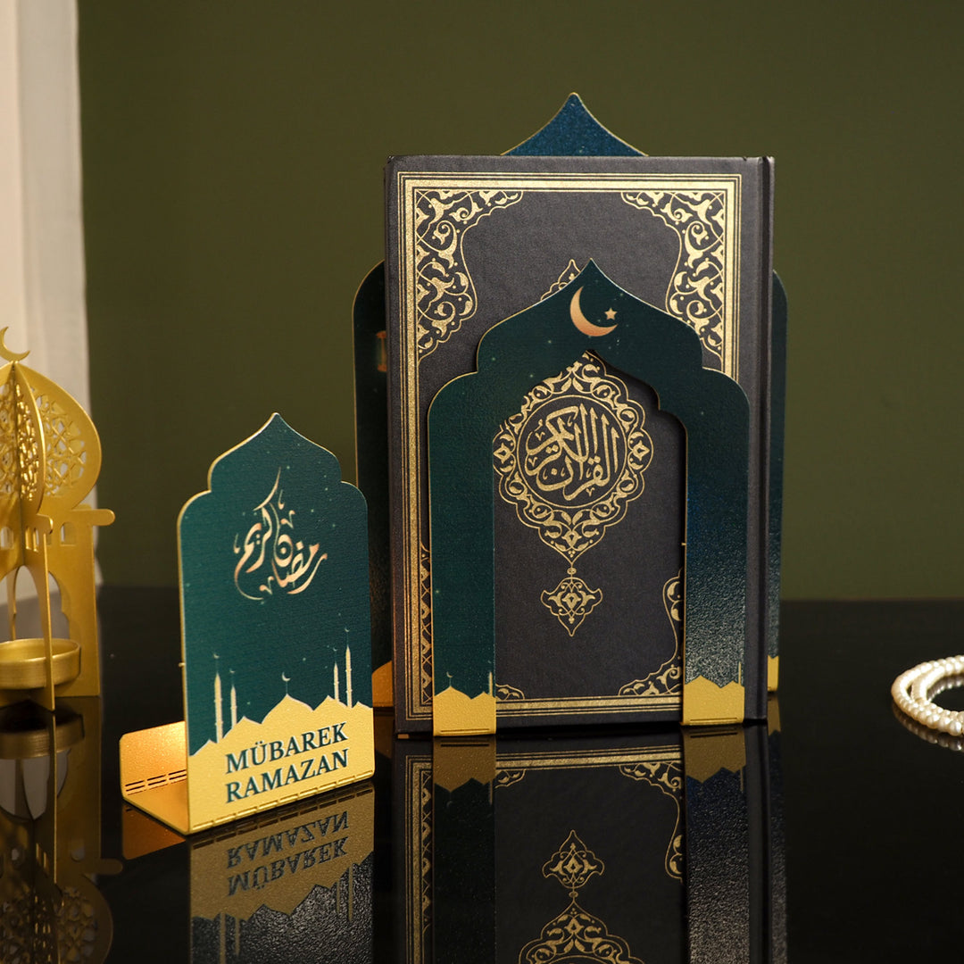 Mübarek Ramazan Yazılı Metal Masaüstü Mumluk ve Kuran Tutucu - WAMH221