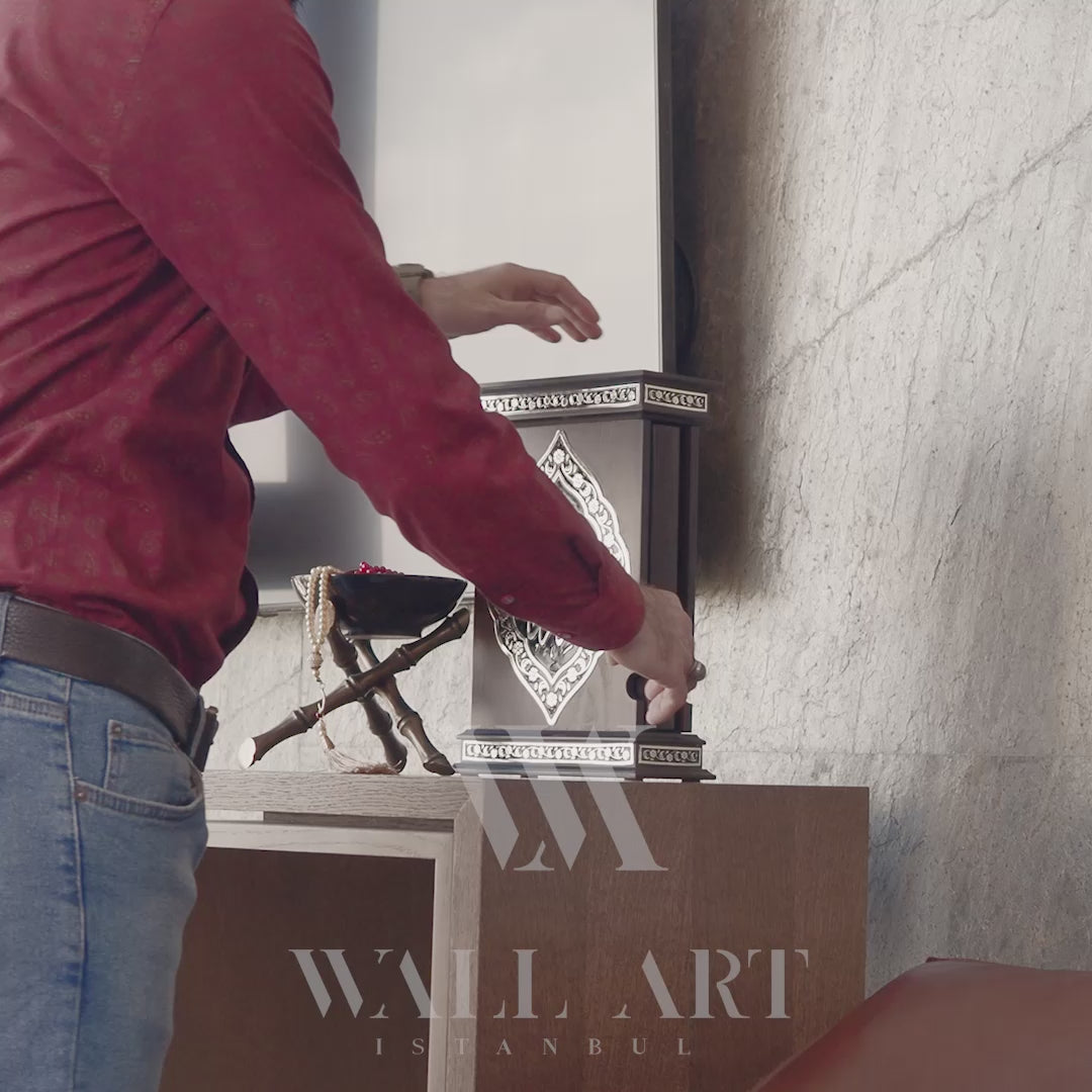 Gümüş İşlemeli Ahşap Kuran Kutusu ve Kuran – WAP015