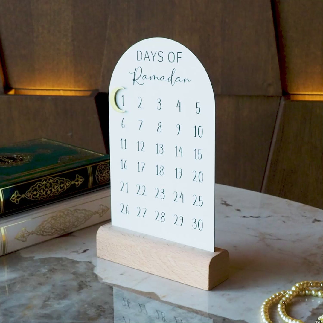 "Days of Ramadan" Yazılı Ahşap Kaideli Masaüstü Ramazan Takvimi - WAMH179
