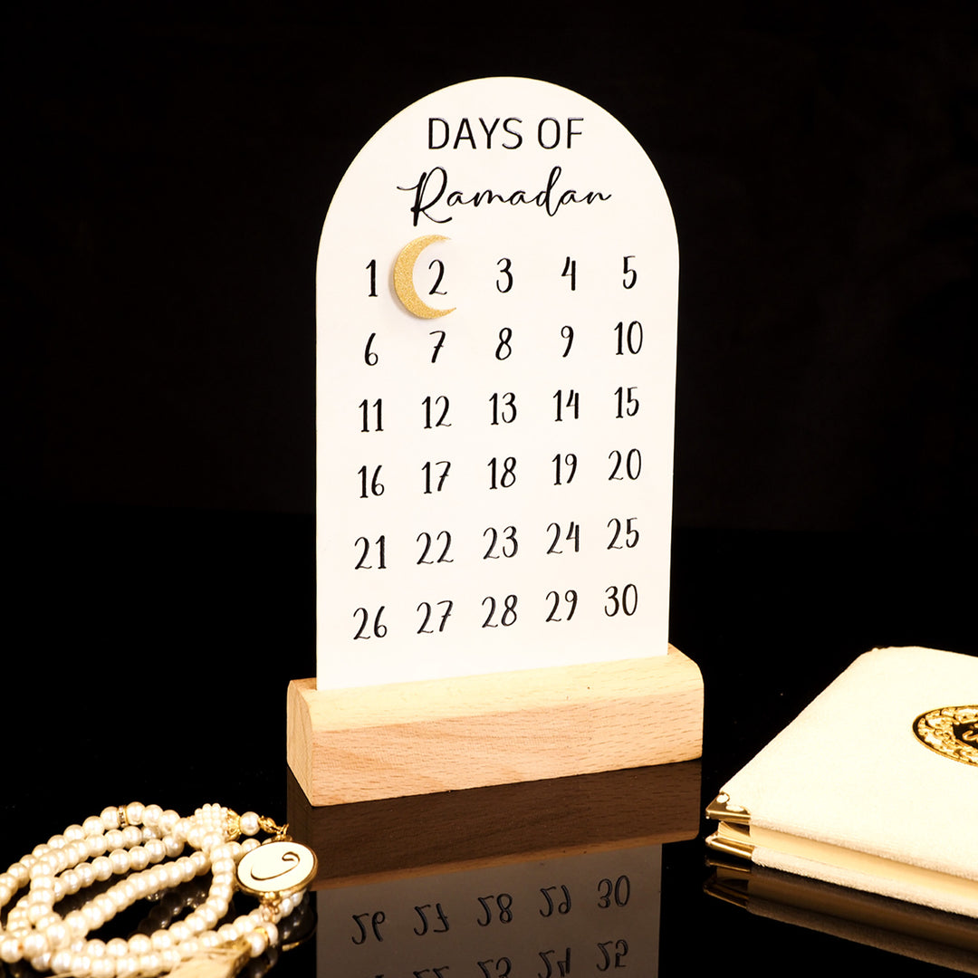 "Days of Ramadan" Yazılı Ahşap Kaideli Masaüstü Ramazan Takvimi - WAMH179