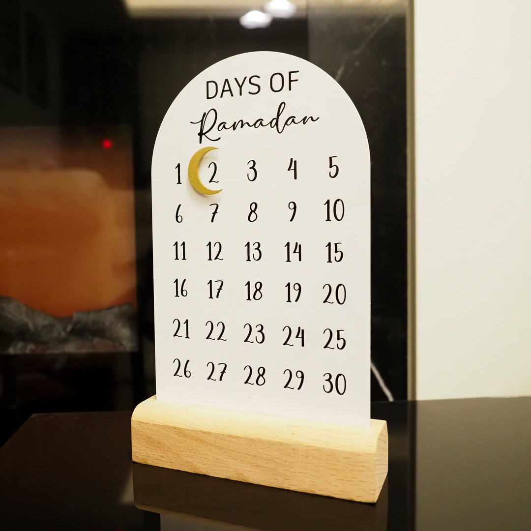 "Days of Ramadan" Yazılı Ahşap Kaideli Masaüstü Ramazan Takvimi - WAMH179